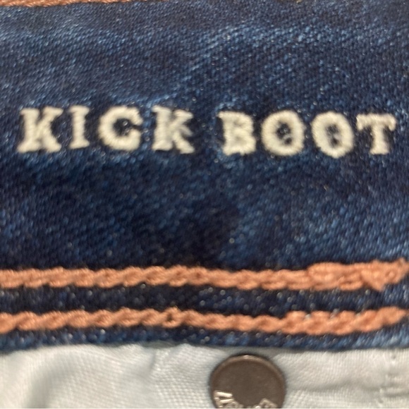 AMERICAN EAGLE SZ 18L Kick Boot  Mid-Wash High Waisted Stretch Denim Jeans - Picture 11 of 12